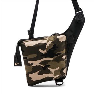 Air Max Smit Camo Clash Cross Body Bag
